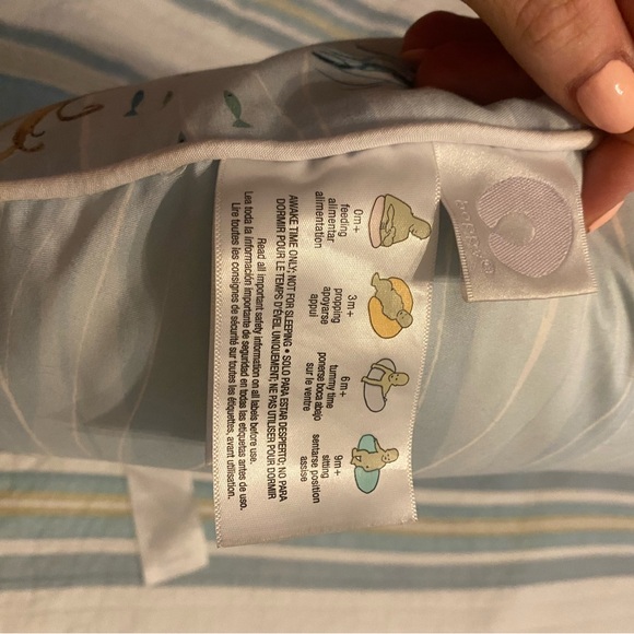 Boppy pillow - Picture 3 of 3